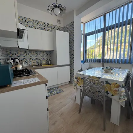 Holiday home Prima Perla